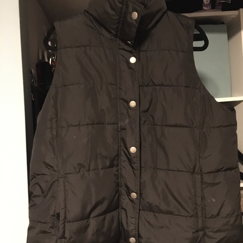 Old navy vest